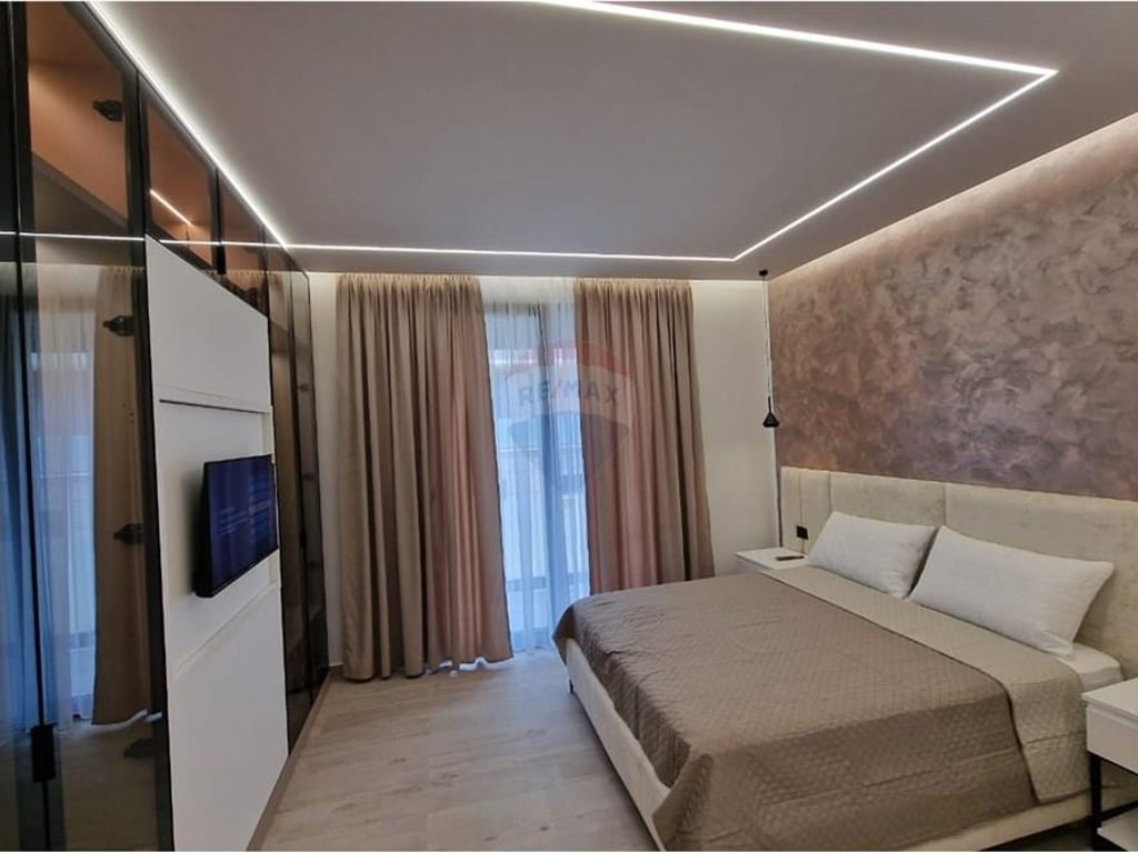 APARTAMENT 2+1 ME POST PARKIMI,, LUNDER-TEG--