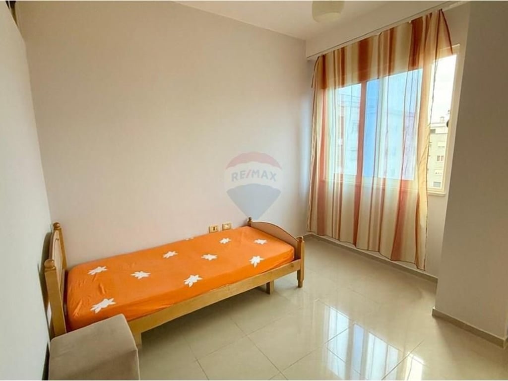 APARTAMENT 2+1 PER QIRA NE ASTIR