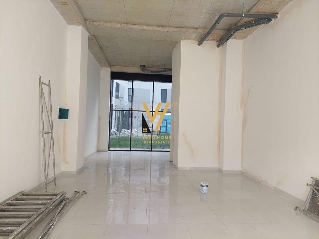 FOR SALE SHOP 92 M2 ON JORDAN MISJA STREET 228,000 EURO