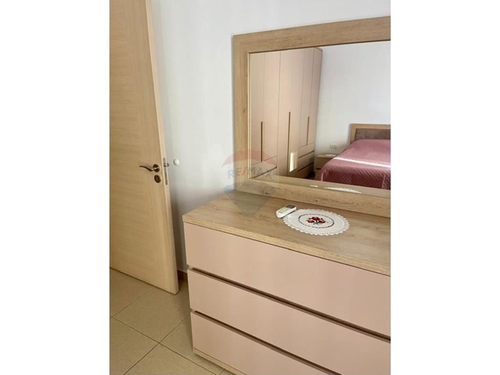 Apartament 1+1 per qira tek ish Tregu Elektrik