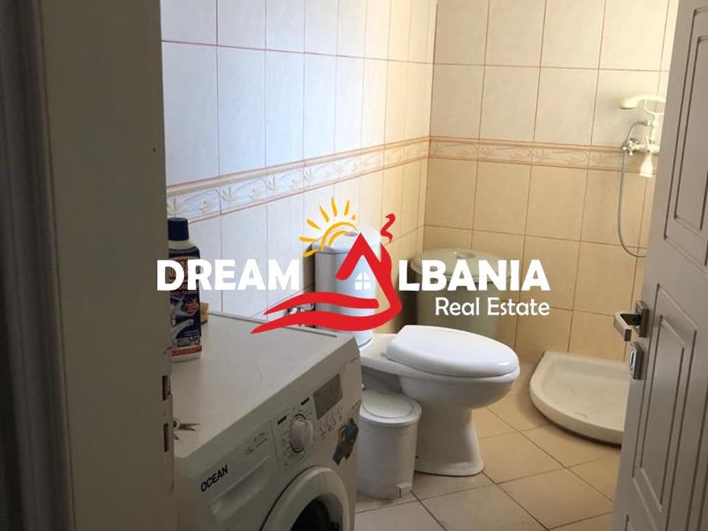 Shitet Garsoniere ne Durres, buze detit (ID 4101871)