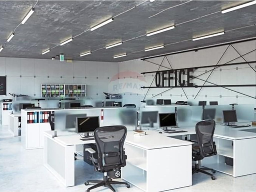 Njesi biznesi ne shitje tek Brryli!