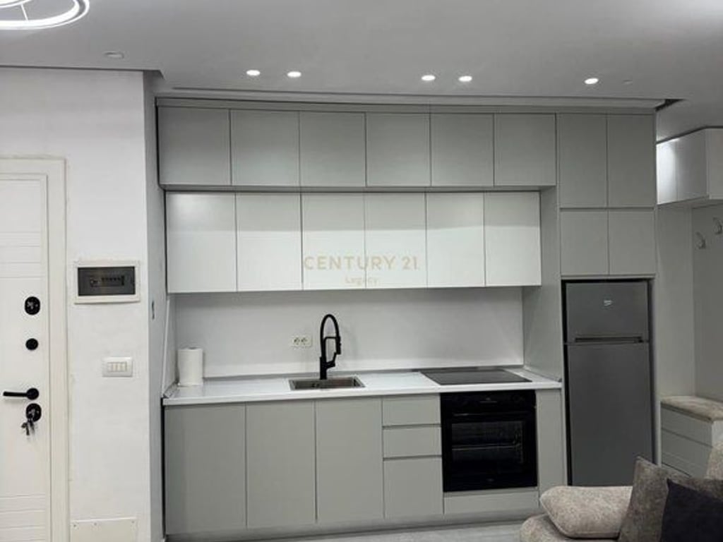 Appartamento in affitto 2+1 a Shkoze 500 € /Mese