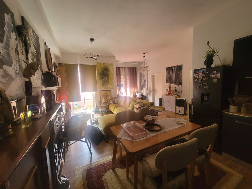 Apartament ne Shitje 2+1 Mangalem, Ali Demi