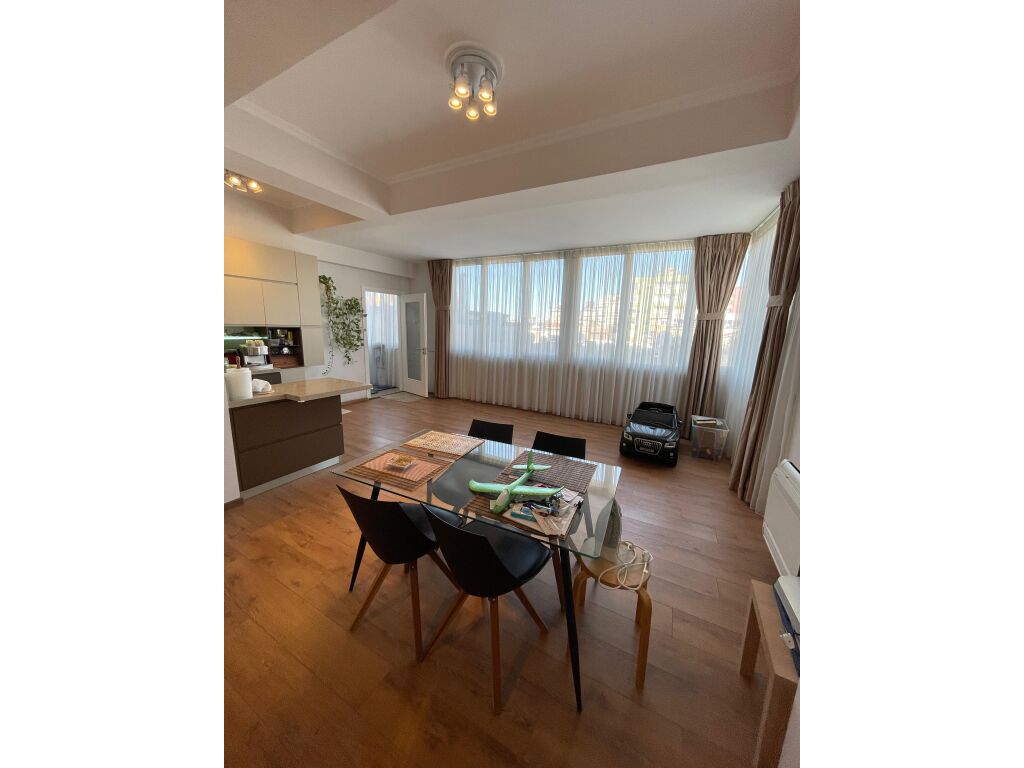 Shitet apartament tek stadiumi Dinamo