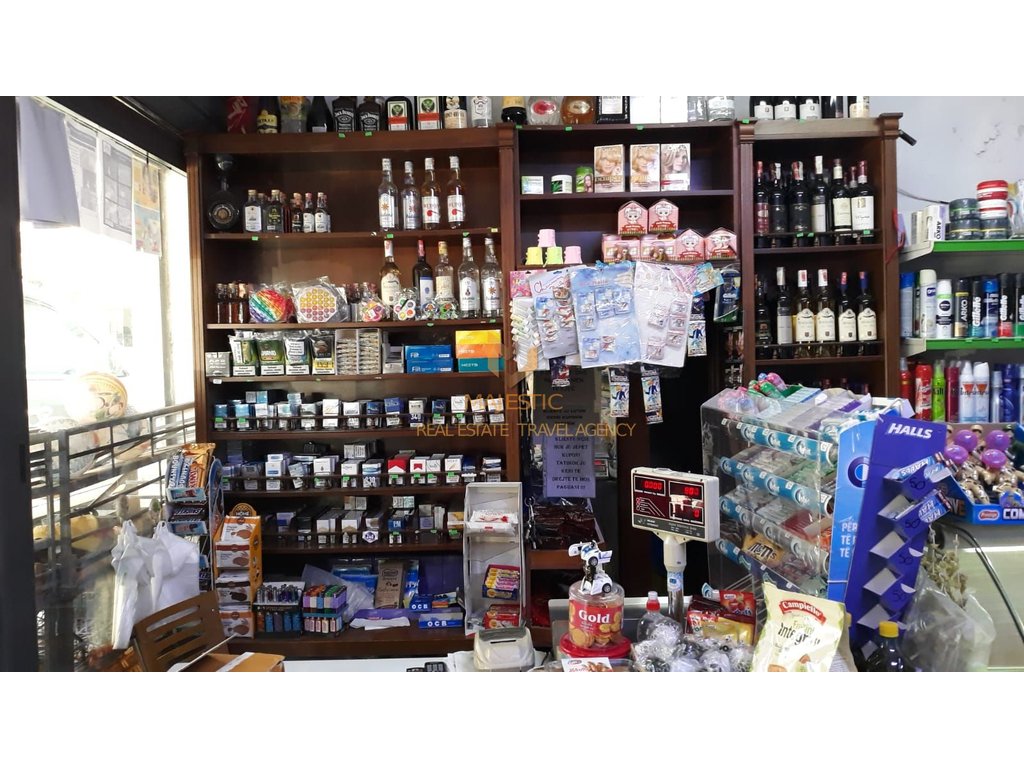 Dyqan Me Qira në Porcelan, Tiranë - 600€ | 80 m²