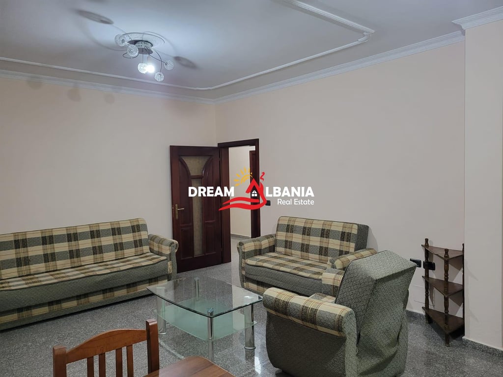 Appartamento 2+1+2 con 2 balconi in affitto ad Ali Dem, vicino all'Ospedale Continental a Tirana (ID 4251367)