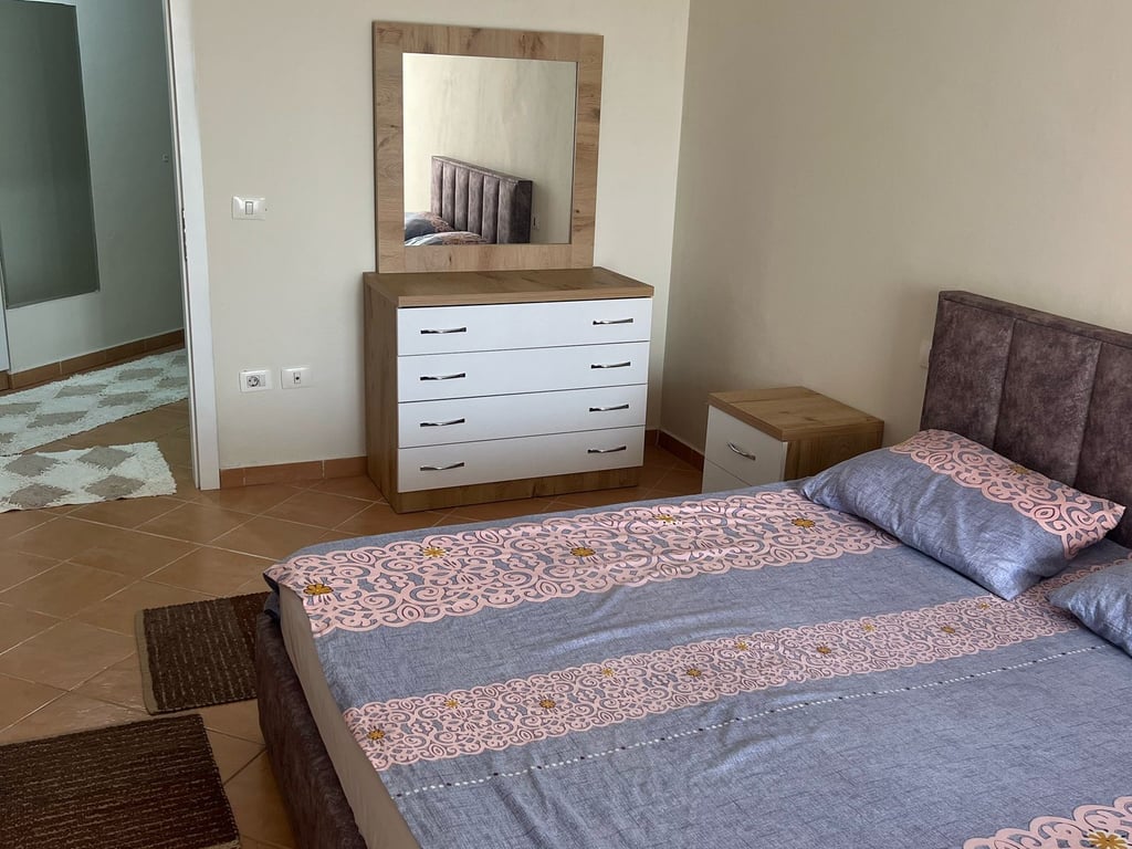 APARTAMENT ME QERA 2+1