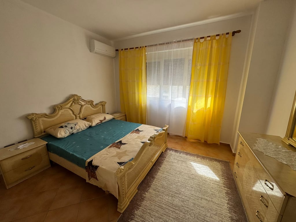 Apartament 1+1 me Qira + Garazh