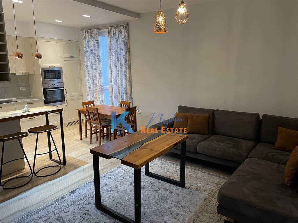 1+1 for rent near the Botanical Garden