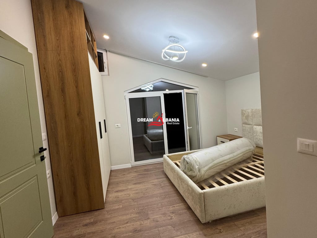 Vile 2 kateshe me qera prane Teg (ID 4251393)