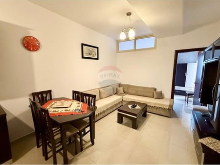APARTAMENT 2+1 PER QIRA NE ASTIR