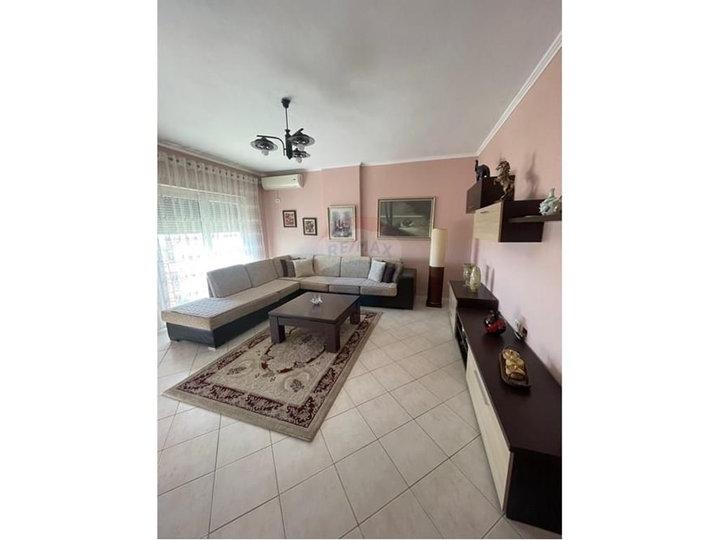 Apartment 2+1 +2 Parking Spaces Dritan Hoxha Street