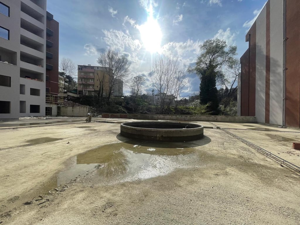 Shitet Apartament 2+1 Rr. Elbasanit 165.000 euro