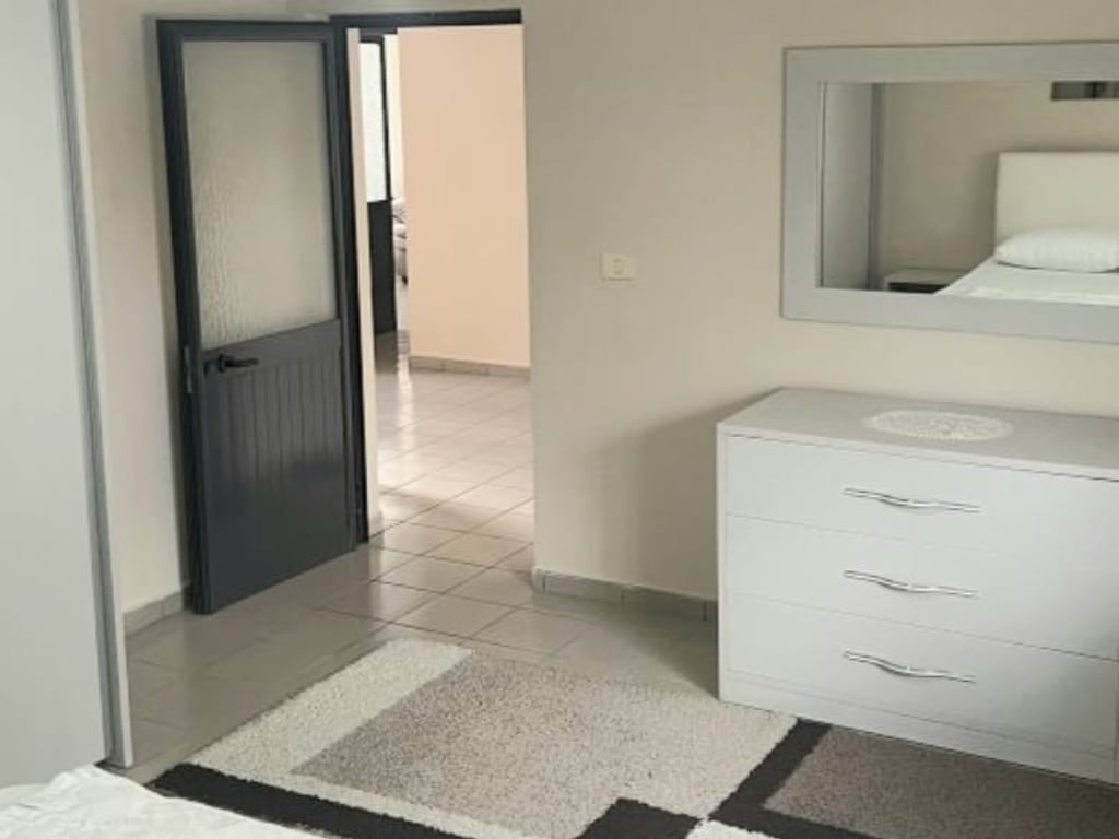 1+1, private year, Don Bosko near Neptun, price 400 euros.