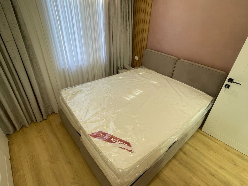 🏡 A modern 1+1 apartment is for rent on Bulevardi i Ri.