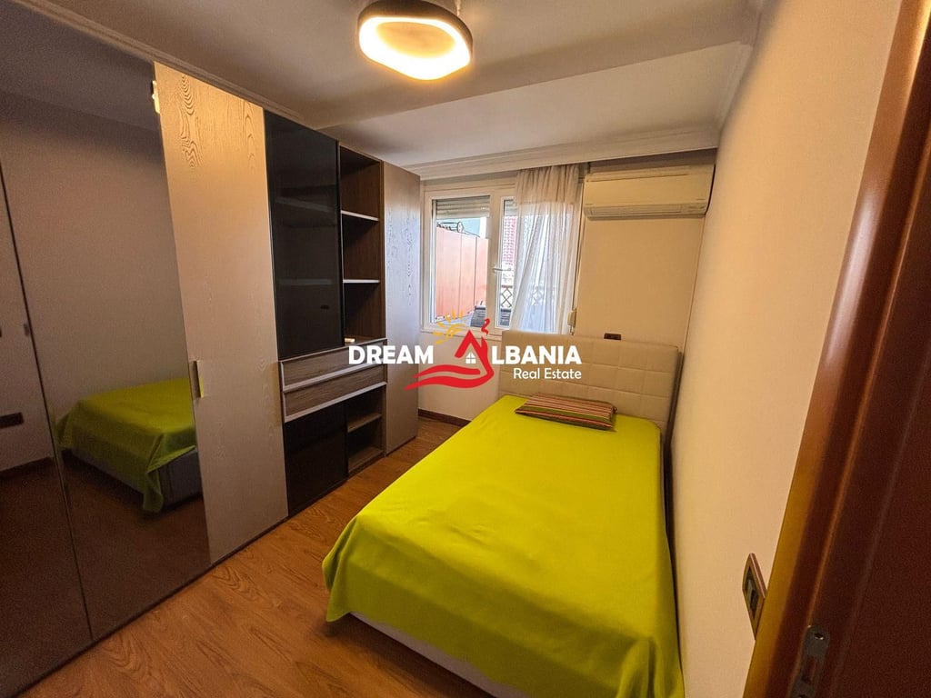 3+1+2 apartment for sale at the former Exhibition near the District Court Tirana ID (4131416)