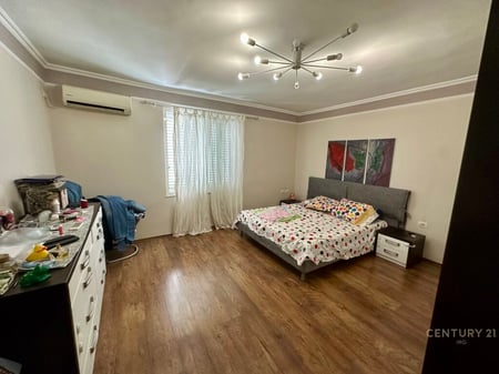 Apartament 3+2 për Shitje në 21 Dhjetori, Tiranë - 145000€ | 110m²