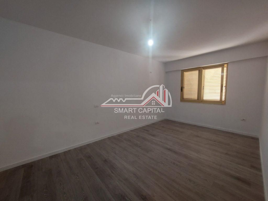 APARTAMENT NE SHITJE LUNGOMARE