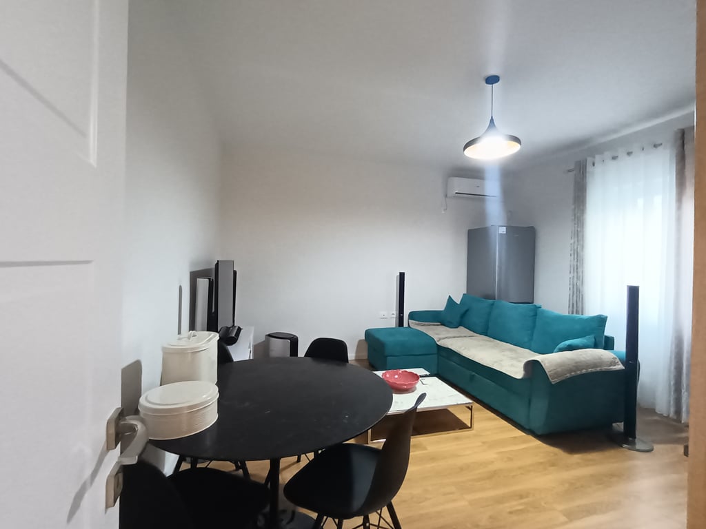 Appartamento 1+1 in affitto vicino alla scuola Mihal Grameno