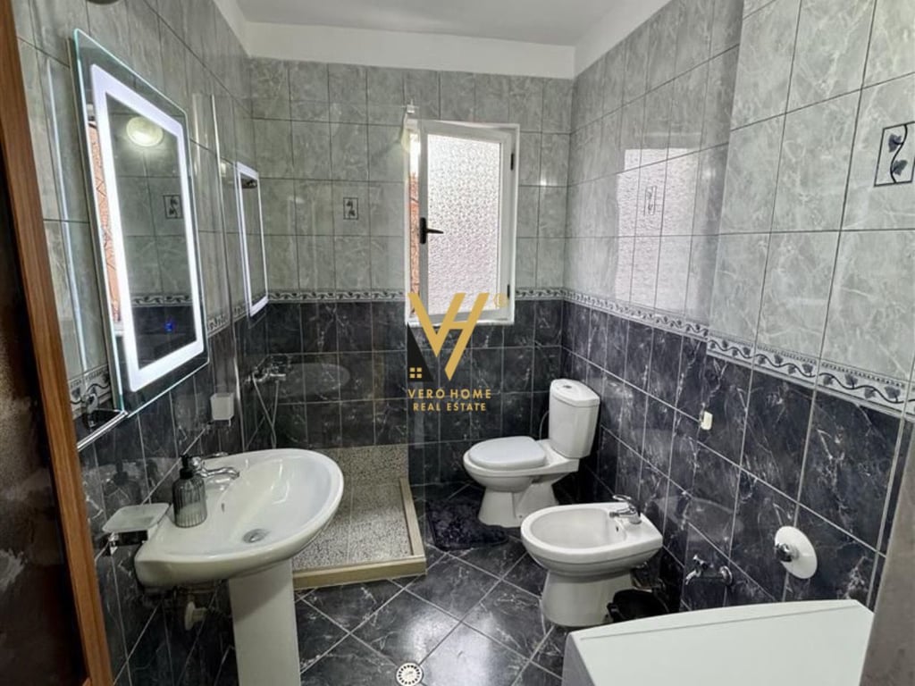 AFFITTASI APPARTAMENTO 1+1 A MYSLYM SHYRI 650 EURO