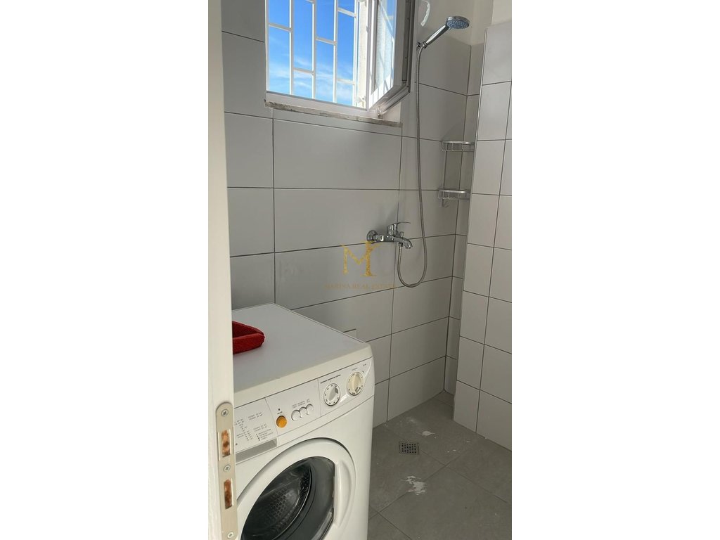  GARSONIERE TEK TREGU INDUSTRIAL!!