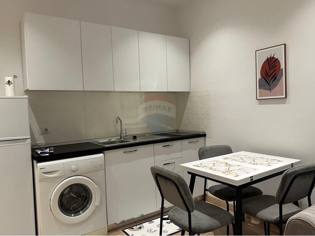 Jepet me qira apartament 1+1 ne Bllok