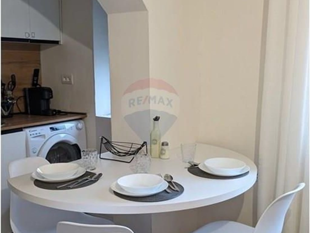 1+1 apartment for rent near Blv. Zogu I!
