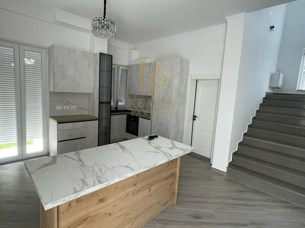 🔑 VILLA MODERNA IN AFFITTO – RESIDENZA "VILLA LULE", TEG ✨