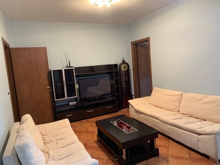 Affittasi appartamento 1+1, Complesso Panorama vicino alla Scuola Harry Fultz 480 mila lekë.