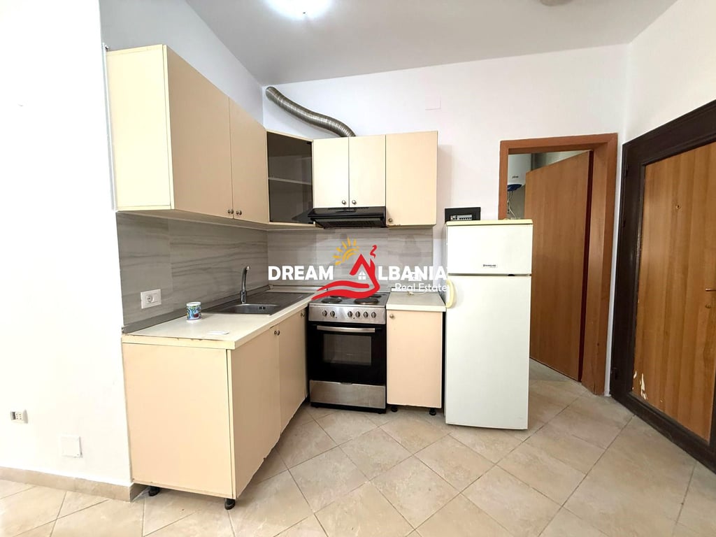 Appartamento 1+1 in affitto a Panorama, vicino all'Ufficio del Catasto (ID 42111373)