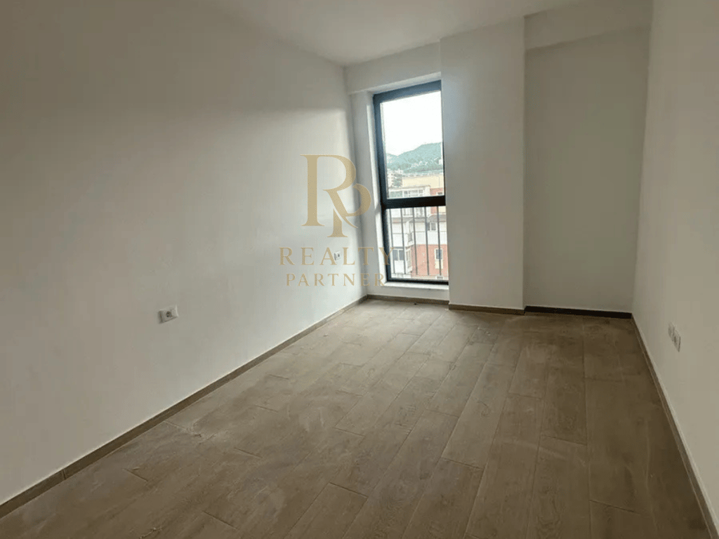 🔑Ambient për Zyra me Qira – Pranë Parkut Olimpik(75 m²)