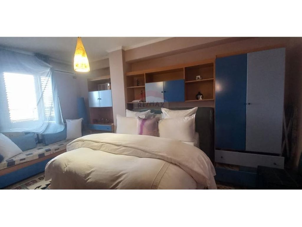 Apartament 1+1 per qera ne Qender!