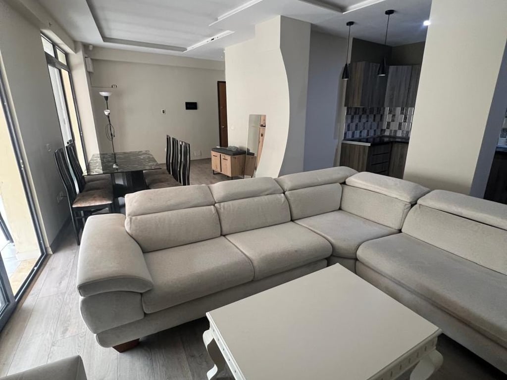 Apartament ne shitje 2+1