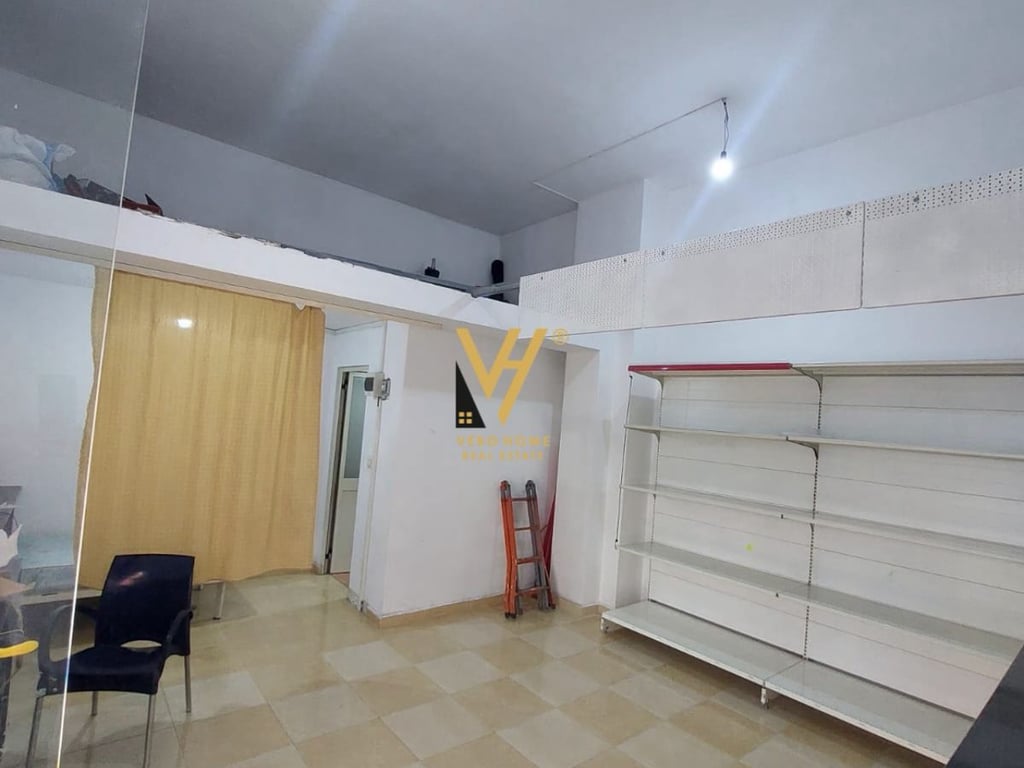 SHOP FOR RENT 30 M2 IN ASTIR 30,000 LEK