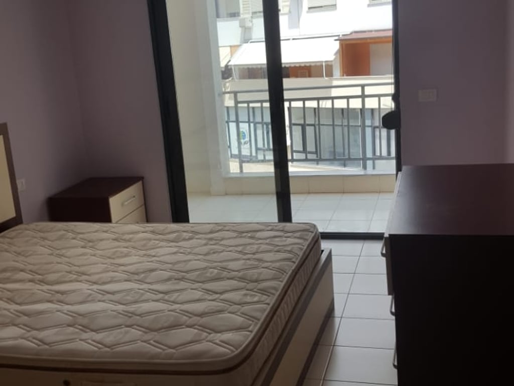 Jepet me qera Apartamenti 1+1, Astir mbrapa  Ozone 400 mije leke 