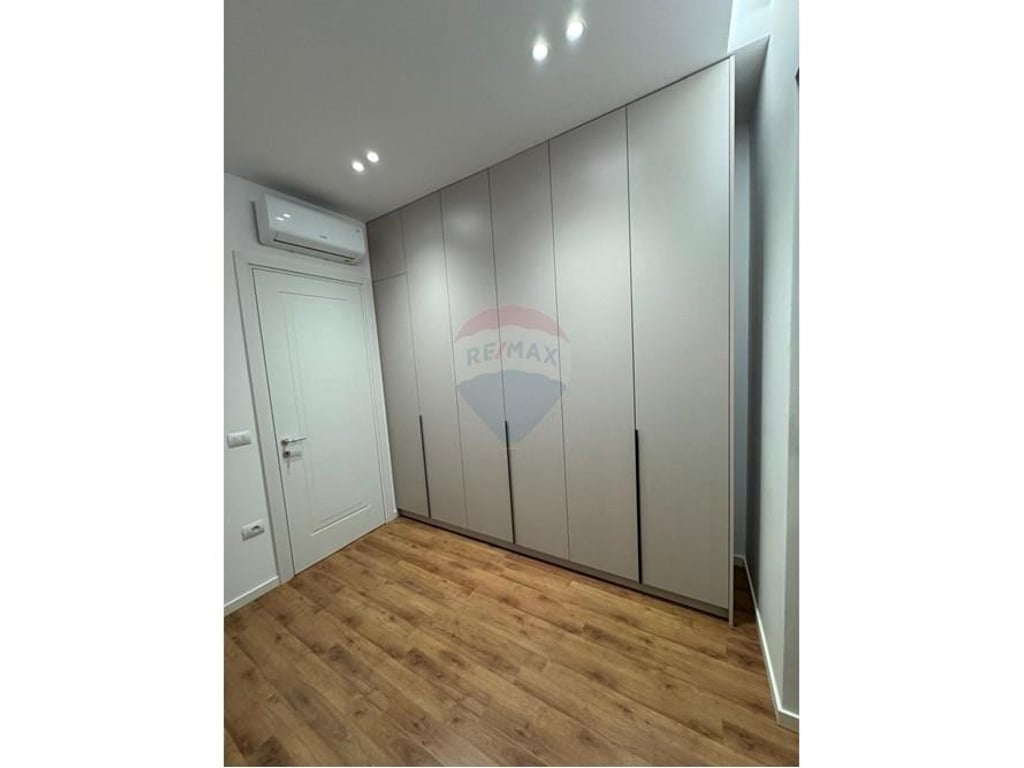 Appartamento 3+1+parcheggio vicino allo Stadio Air Albania!