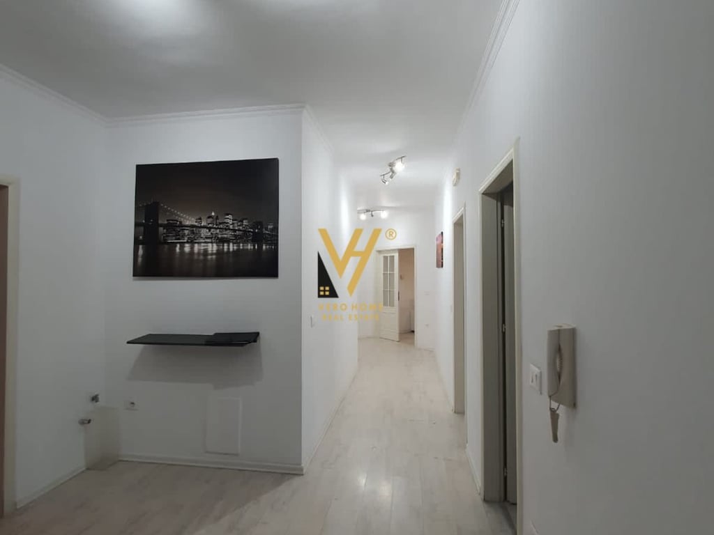 JEPET APARTAMENT 1+1 ME QERA TEK KODRA E DIELLIT 2 450 EURO