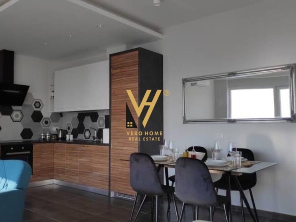 PENTHOUSE FOR RENT AT PAZARI I RI 1,200 EURO