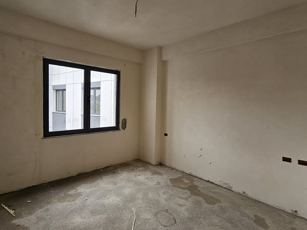 Apartament 1+1 per Shitje ne Astir!