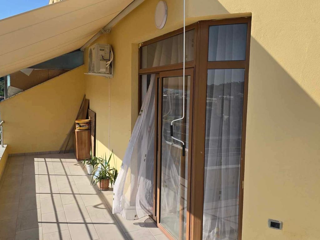 Apartament me Qira 2+1+ Veranda Misto Mame, Kompleksi Derveni