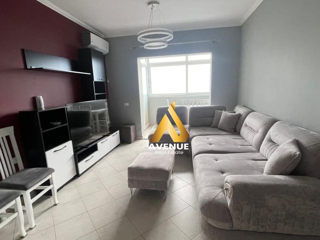 JEPET ME QIRA APARTAMENT 2+1, RRUGA ARKITEKT SINANI TIRANE