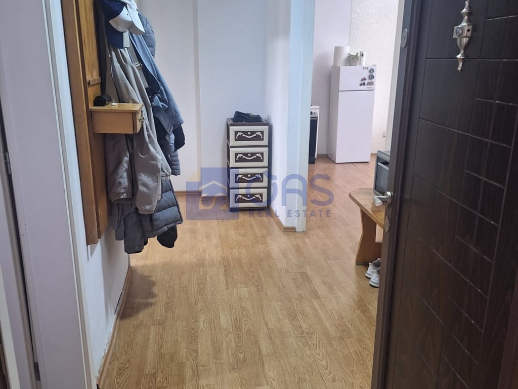A 2+1 apartment is for rent in QSUT.