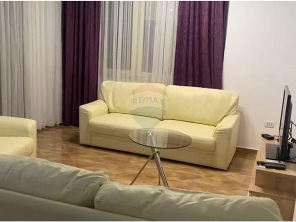 2+1 apartment for rent near Brryli.