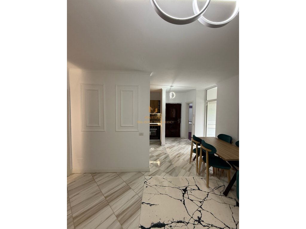 Apartment 1+1 for sale at Shkembi Kavajes.