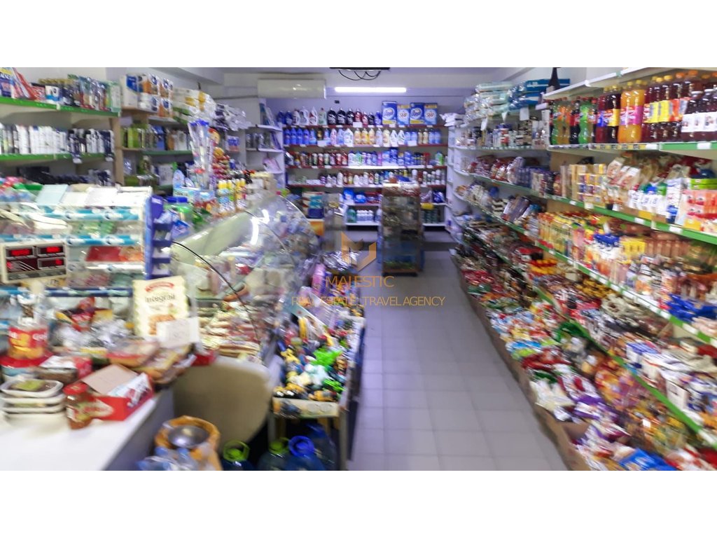 Dyqan Me Qira në Porcelan, Tiranë - 600€ | 80 m²