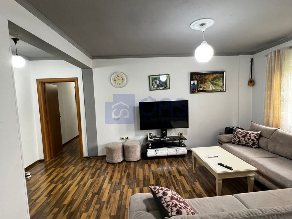 Vendesi appartamento 2+1+Cantina presso il complesso Malaysian.