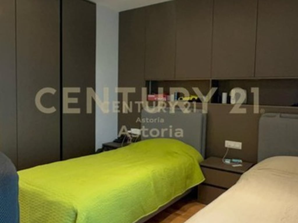 ✨ PENTHOUSE UNIK LUKSOZ ME QIRA – RRUGA E KOSOVARËVE, TIRANË