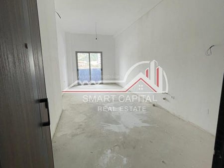 VENDESI APPARTAMENTO 1+1, VICINO AI POMPIERI DI VALONA!