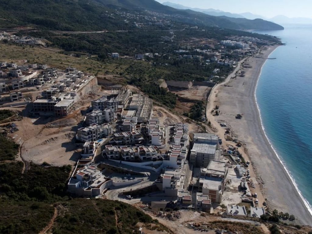 VILLA IN SAN NICOLAS